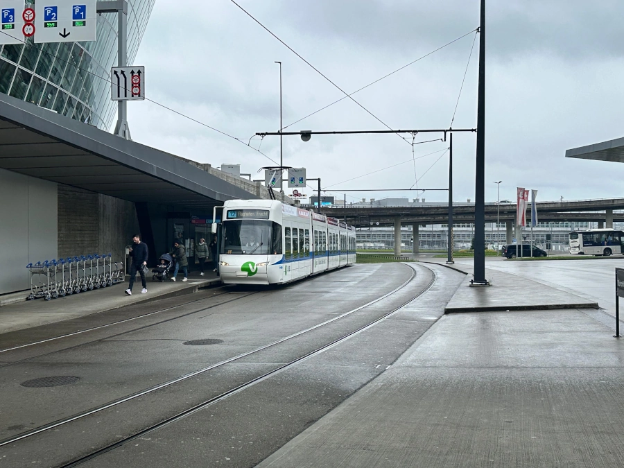 Tram 2 Zurich Airport